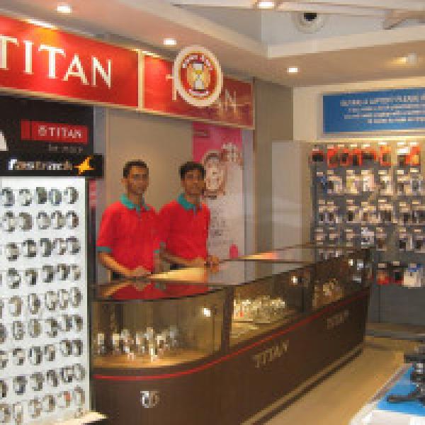 Titan#39;s jewellery division takes Rs 250-300 crore hit due to GST