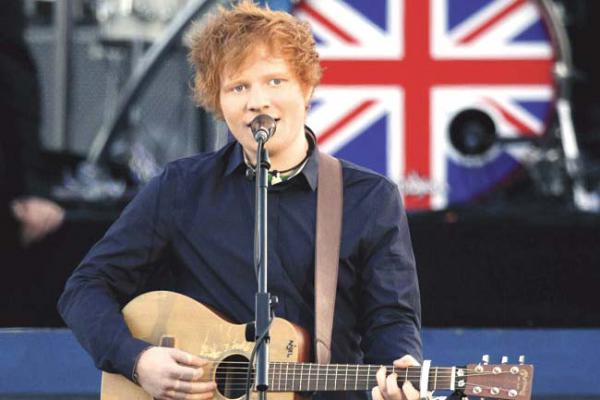 Ed Sheeran wants Taylor Swift to date Orlando Bloom