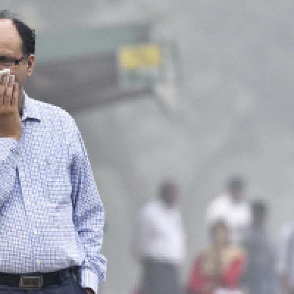 Delhi#39;s air quality enters red zone, forecast grim