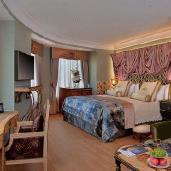 Vista Rooms enters alternative stay segment with 100 villas