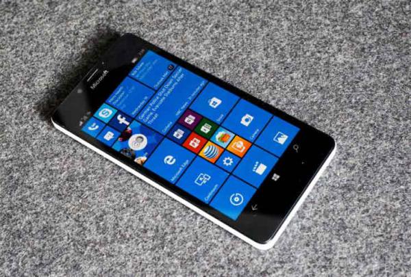 Microsoft Has Finally Admitted That The Windows Phone Is Dead