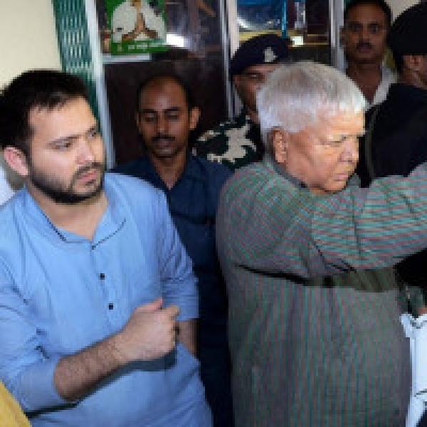 Tejashwi Yadav appears before ED in railway hotels PMLA case