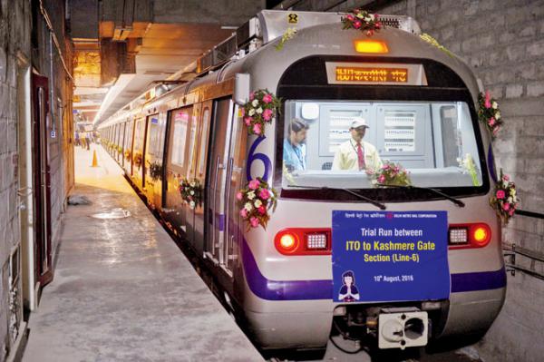Swaraj India demands roll back of Metro fare; blame BJP, AAP collusion
