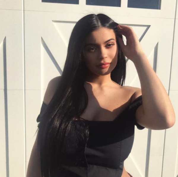 Kylie Jenner: Check Out My Pregnancy Boobs!