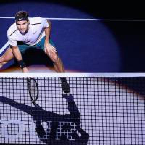 Roger Federer brushes aside Rafael Nadal to win Shanghai Masters