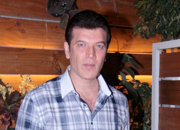  SHOCKING: Aditya Pancholi files a complaint after receiving alleged extortion call for Rs. 25 lakhs by an unknown person 