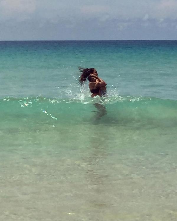  Check out: Lisa Haydon takes her 5-month-old son Zack to the beach 