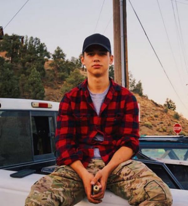 Uriah Shelton: 13 Reasons Why Actor Accused of Violence