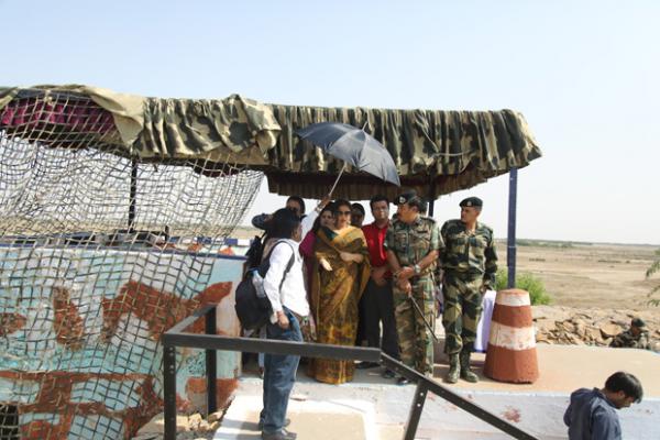  Check out: Sulu aka Vidya Balan enthralls soldiers on India- Pakistan border 