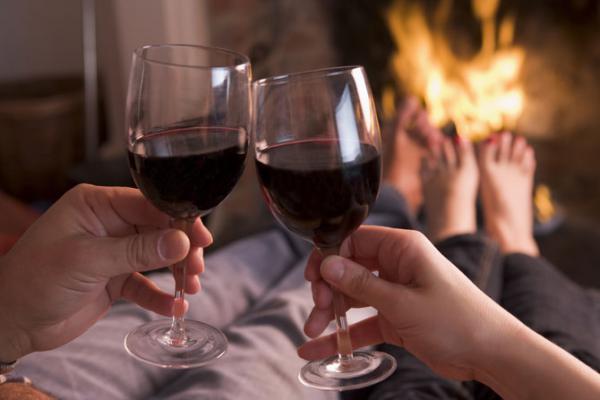 Red wine makes you feel relaxed, spirits sexy: Study