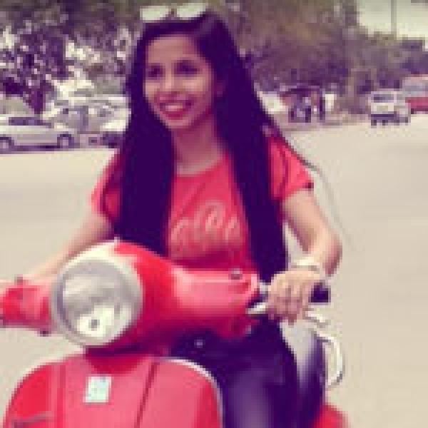 Dhinchak Pooja Wants To Be A Part Of A Popular Music Show And The Internet Cannot Handle It