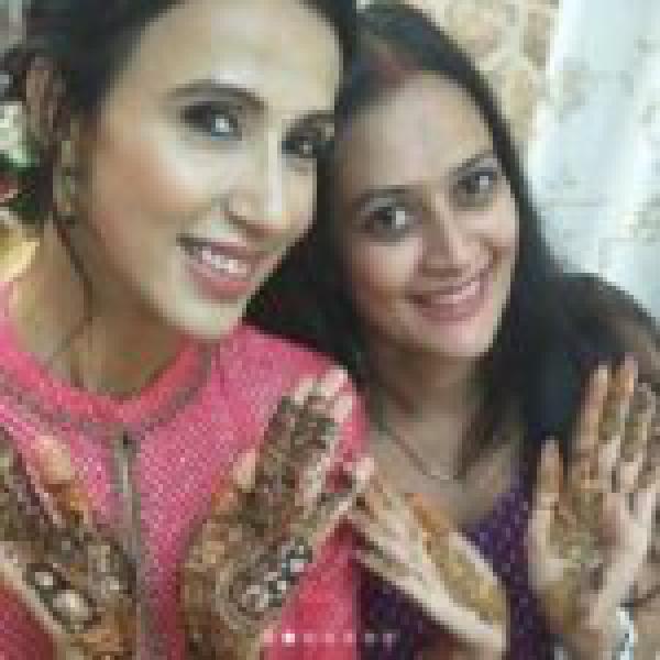 Photos: Model And Former VJ Alesia Raut Looked Gorgeous In Her Mehendi Celebrations