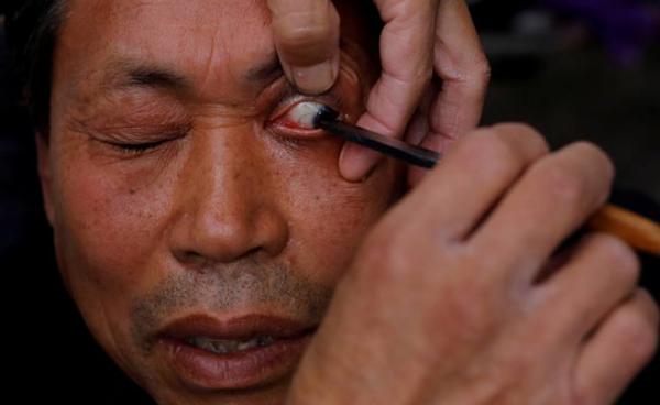 Jealous Of Millennial Grooming Trends, Chinese Grandpa Starts A Bizarre Wave Of Shaving Eyelids