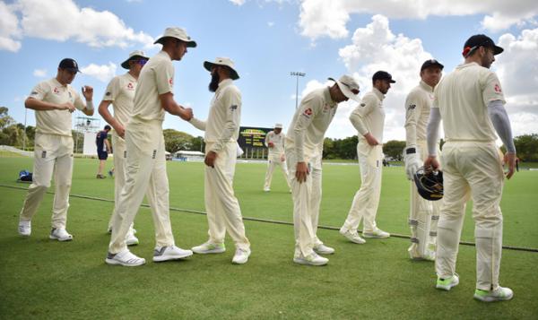 English cricketers are not thugs: Andrew Strauss