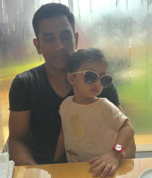 MS Dhoni&apos;s Adorable Daughter Ziva Sings In Malayalam Again & The Internet Is Now Under Her Spell