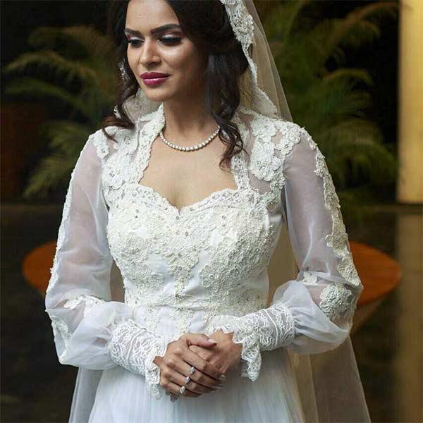 Decoding Aashka Goradia’s regal look for her wedding with Brent Goble