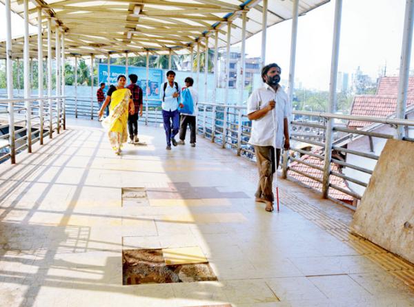Mumbai skywalk audit: Santacruz east, west walkways are a haven for prostitutes