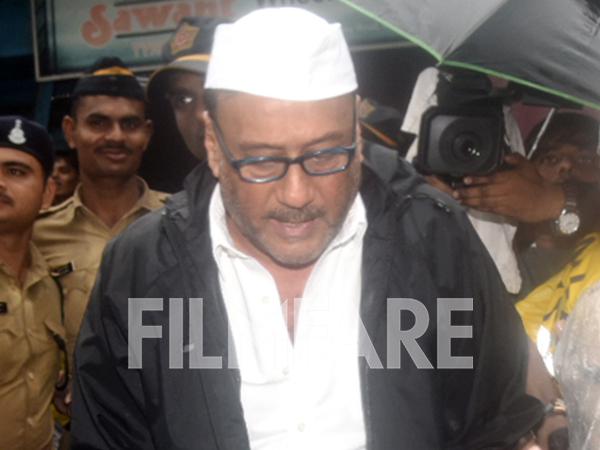Jackie Shroff attends the funeral ceremony of Shashi Kapoor 