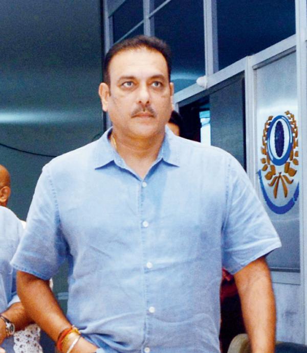 Ravi Shastri wants South Africa-bound Indian players to train at Dharamsala