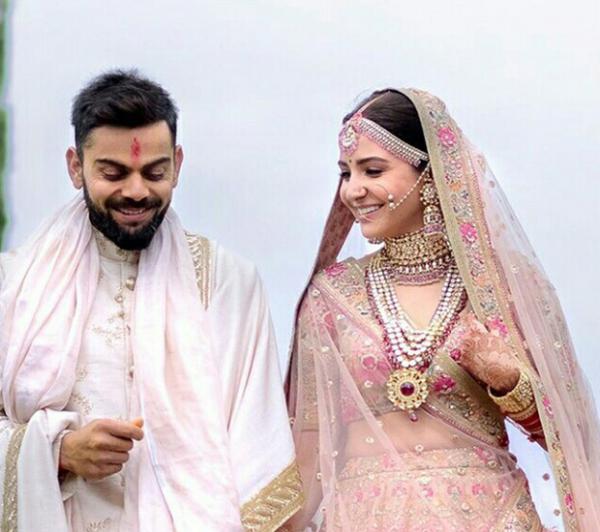  Anushka Sharma and Virat Kohli get hitched; Shah Rukh Khan, Alia Bhatt, and other Bollywood celebrities and cricketers pour in warm wishes for them! 