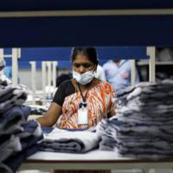 Indiaâs factory output falls to 2.2 percent in October