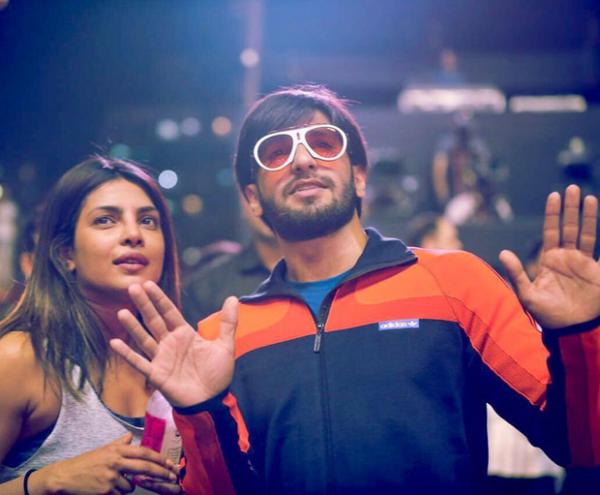  WATCH: Ranveer Singh tries to distract Priyanka Chopra during her dance rehearsals for Zee Cine Awards 2018 
