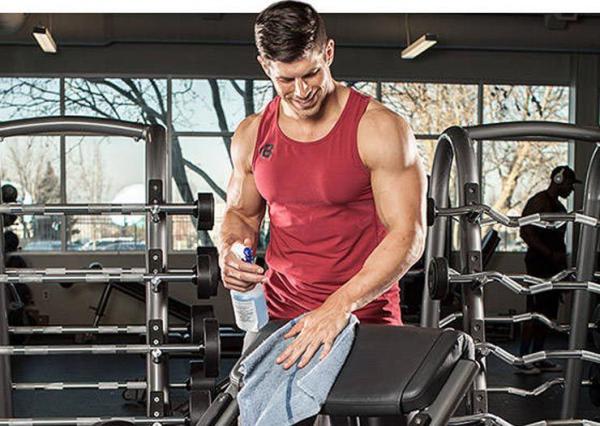 Alright Bro, Here&apos;s How Not To Be &apos;Ill-Mannered&apos; In The Gym In 2018