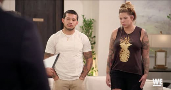 Javi Marroquin Gets Lap Dance From Mystery Woman on Marriage Boot Camp