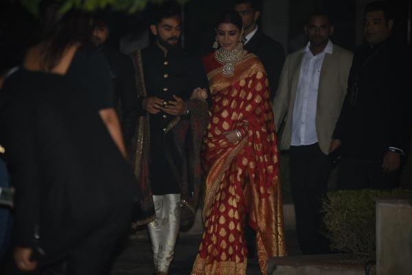 Literally Just 15 EXCLUSIVE Photos Of Anushka Sharma Looking Like Our Dream Bride