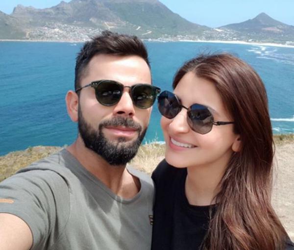 Anushka Sharma shares her first picture of 2018 with Virat Kohli, wishes fans