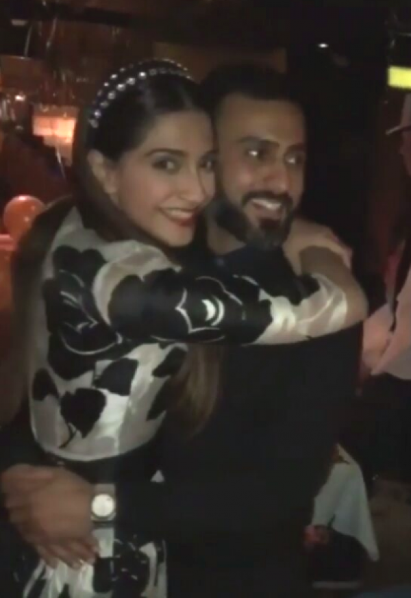  WATCH: Sonam Kapoor and Anand Ahuja cuddle and dance while ringing New Year together! 
