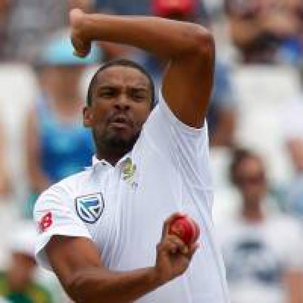 South Africa trounce India by 72 runs, Vernon Philander wrecker-in-chief with six wickets