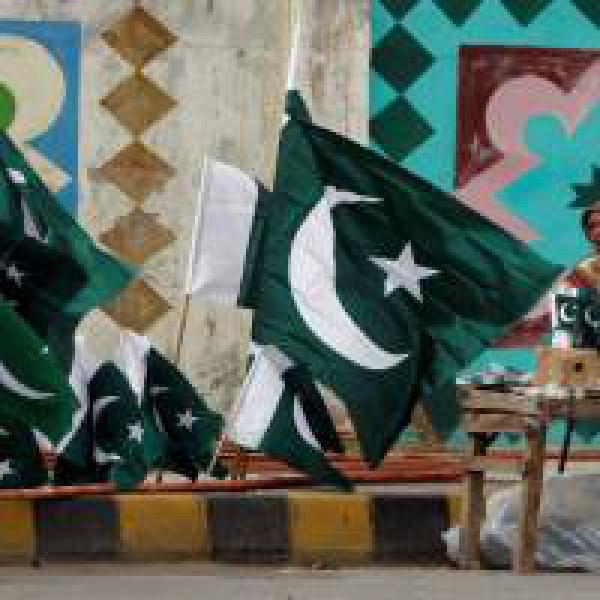 Pakistan claims India #39;distracting#39; it from counter-terror efforts