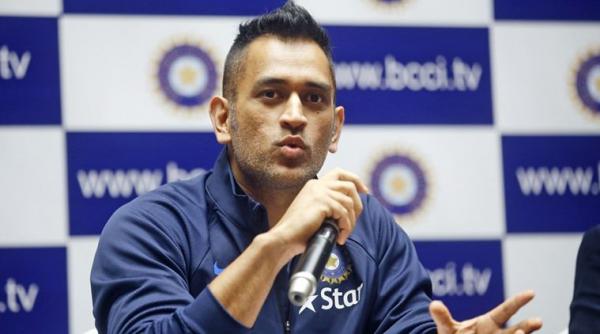 MS Dhoni&apos;s Recent Haircut Will Make You Google His Barber&apos;s Name