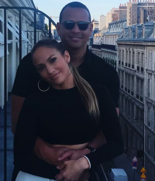 Jennifer Lopez and Alex Rodriguez: Engaged? See Her HUGE Ring!