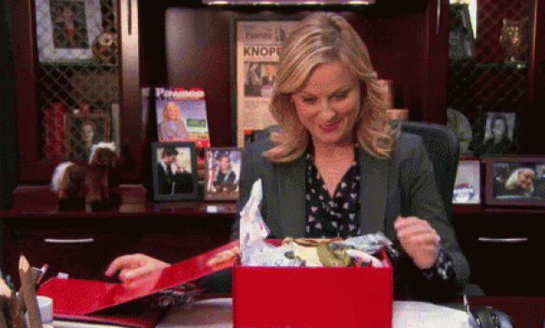 Here Are 5 Tips To Keep In Mind Before Getting A Gift For Your Girlfriend