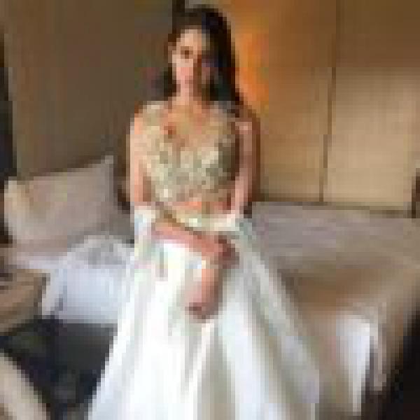 Sara Ali Khan’s Floral Blouse & Lehenga Will Be Your Next Fave Outfit
