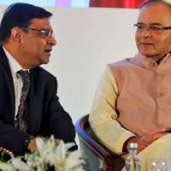 Govt for greater involvement in decision making of RBI