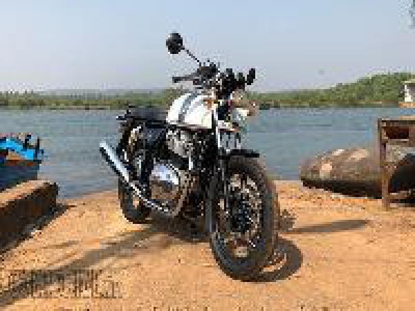 Dealerships in NCR where you can test ride and book the 2018 Royal Enfield 650 Twins