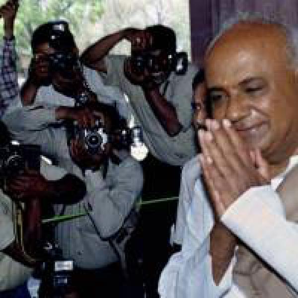 Regional parties will have to take Congress help to form govt after LS polls: Deve Gowda