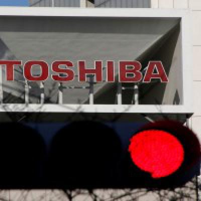 Western Digital resubmits a last-minute bid for Toshiba chip unit