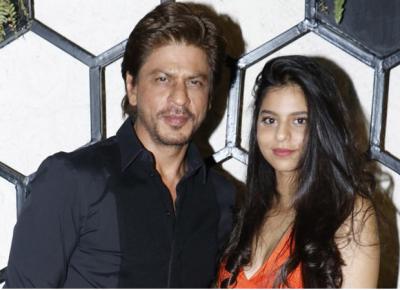  This is how Shah Rukh Khan reacted to photographers hounding his daughter Suhana 